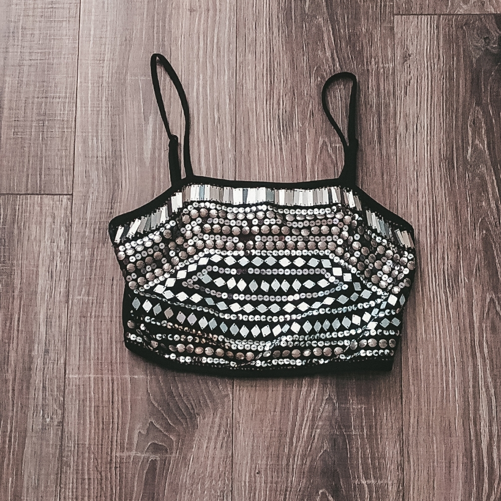 Forever21 Crop Cami - Picture 1 of 3